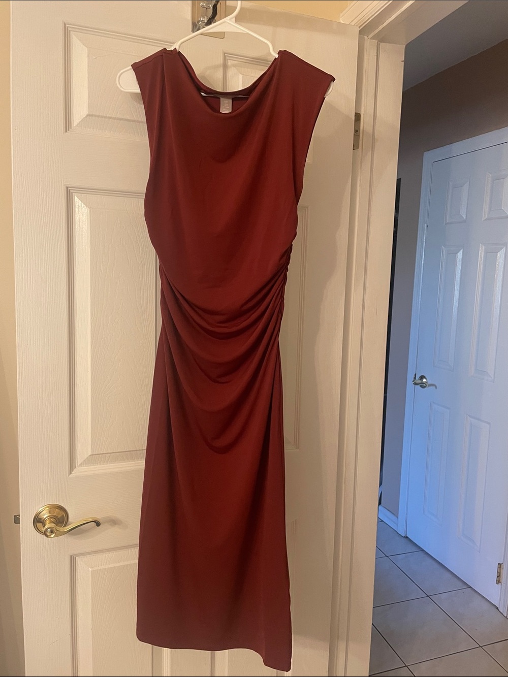 H&M Sleeveless Ruched Midi Dress in Burgundy